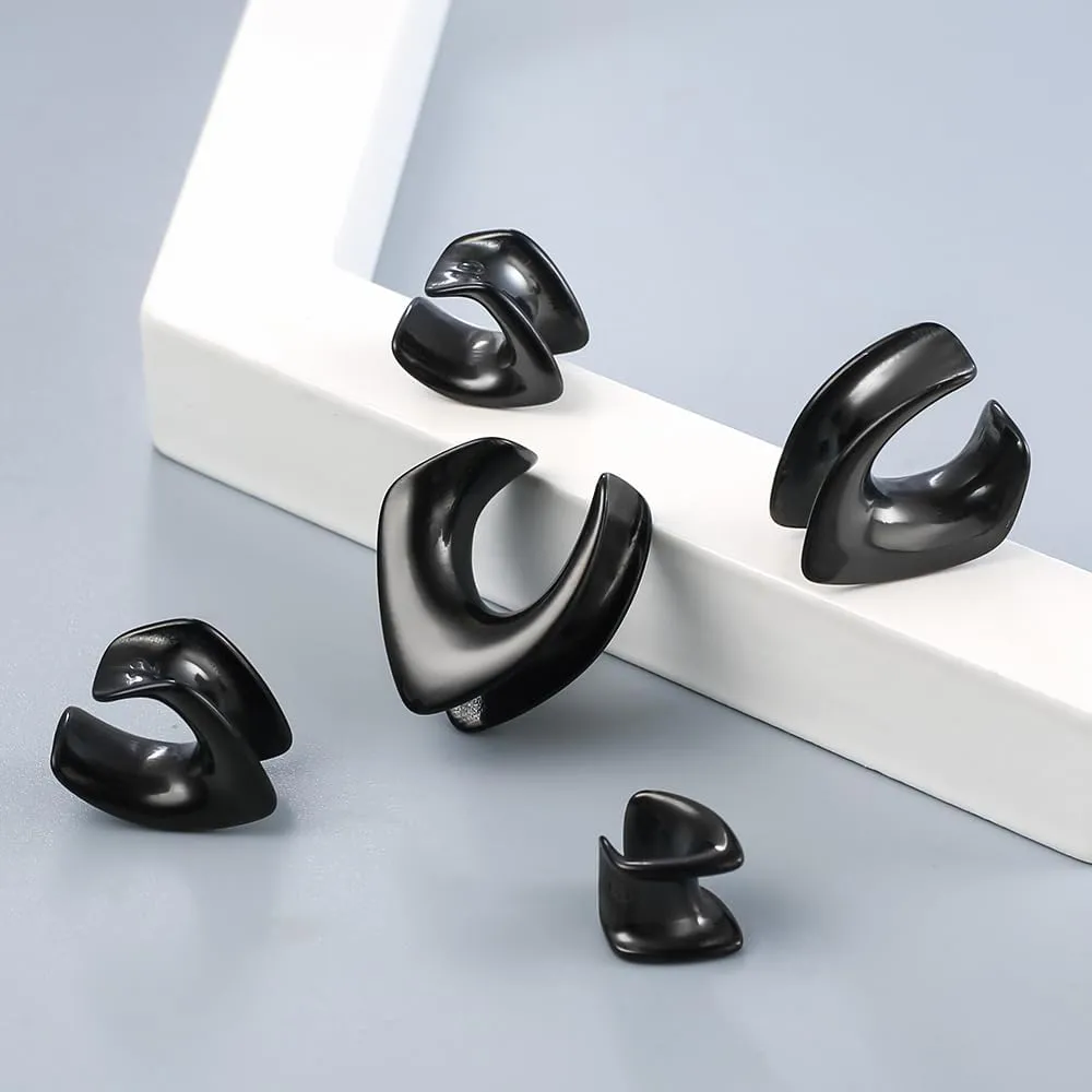 1 Pair Cute saddle gauges Ear Tunnels Plugs 316 Stainless Steel Ear Gauges Weight Saddle Plugs Hypoallergenic expander Piercing Body Jewelry for women and men