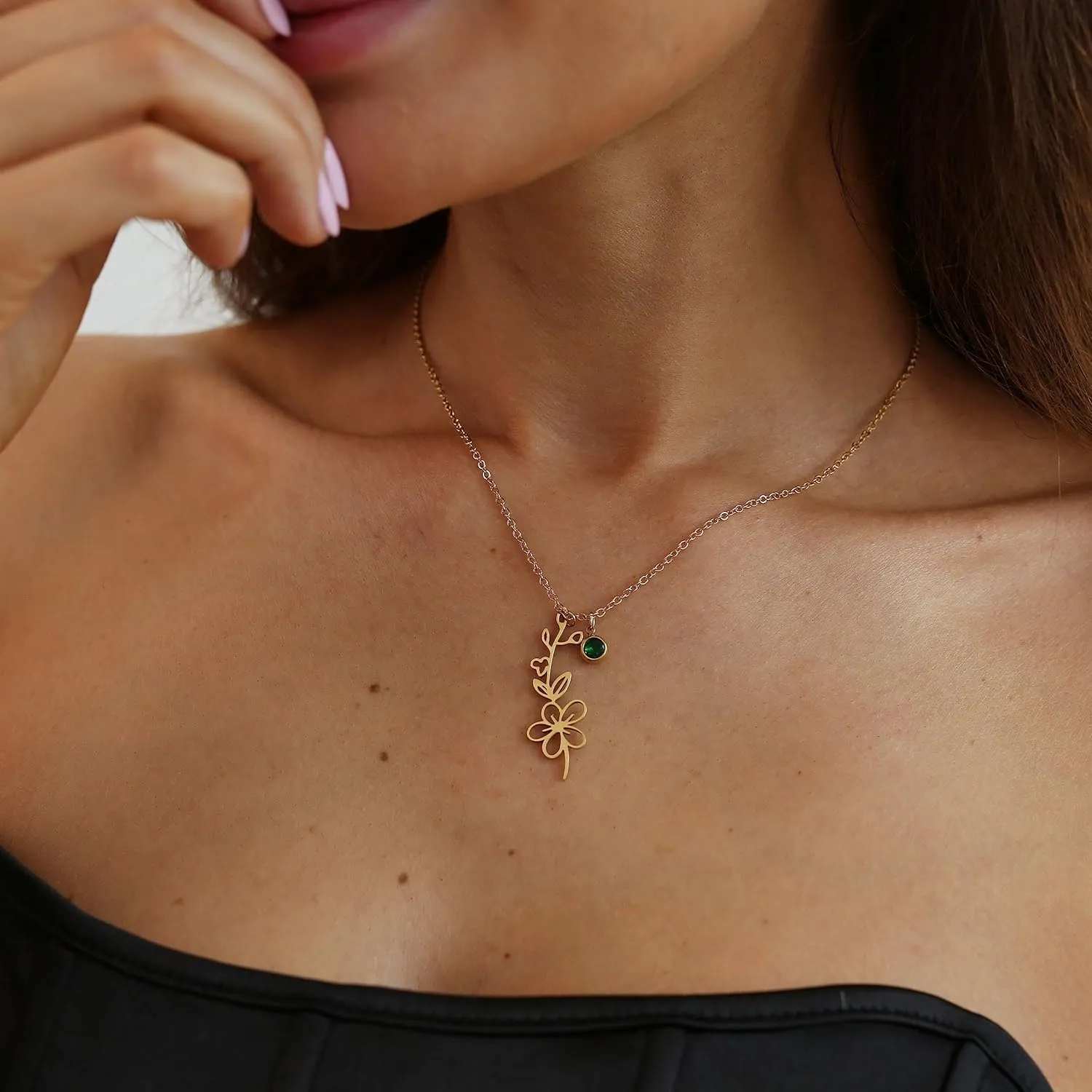 18K Gold Plated Dainty Birth Flower Necklace for Women Minimalist Birth Month Birthstone Necklaces Flower Mothers Day Bridesmaid Christmas Jewelry
