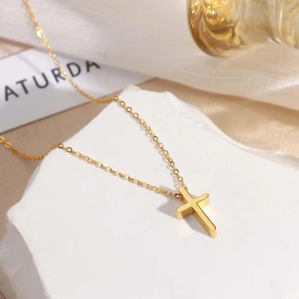 18K Gold Plated Stainless Steel Necklace For Women Chunky Cuban Chain Trendy Dainty Simple Cross Heart Pendant Chain Choker Necklace Non Tarnish Jewelry