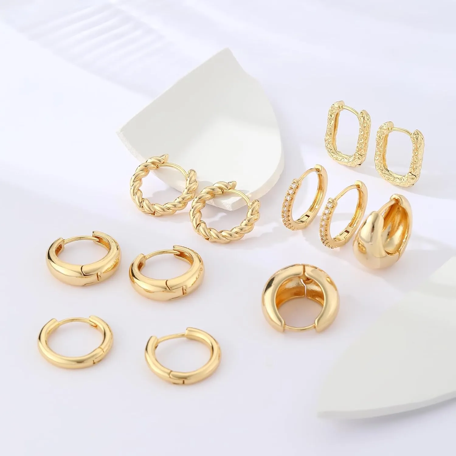 6 Pairs 14K Gold Hoop Earrings for Women,Chunky Hoop Earrings Multipack Hypoallergenic,Lightweight Hoop Earrings for Women Gold Jewelry Gifts