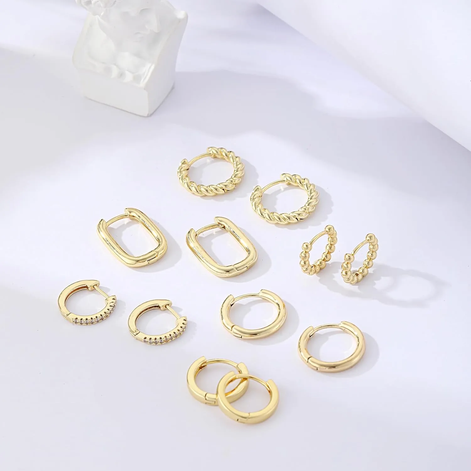 6 Pairs 14K Gold Hoop Earrings for Women,Chunky Hoop Earrings Multipack Hypoallergenic,Lightweight Hoop Earrings for Women Gold Jewelry Gifts