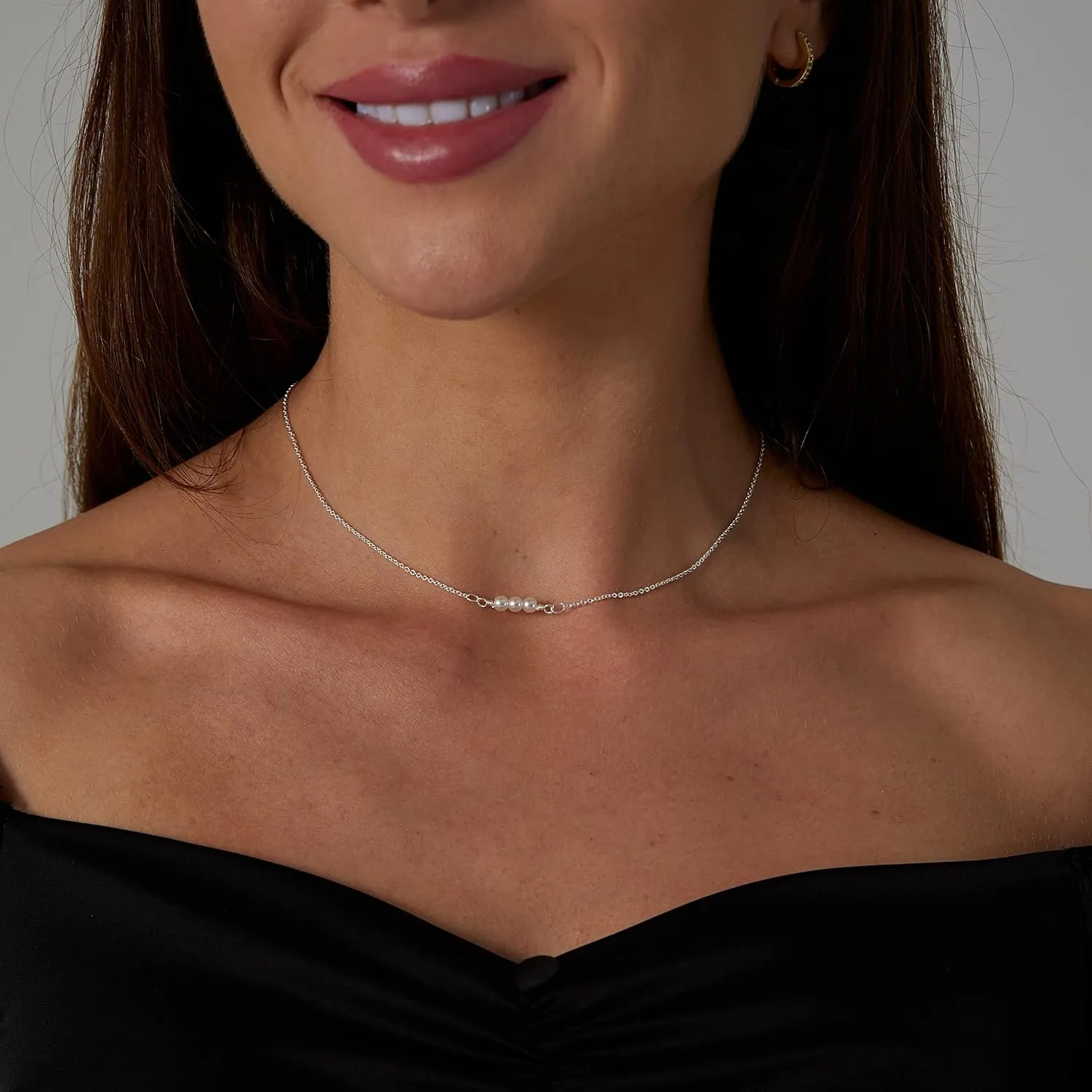 ASCOMY Dainty Pearl Necklaces for Women 14K Gold Plated Chunky Half Pearl Half Chain Toggle Necklace Minimalist Pearl Cuban Paper Clip Toggle Clasp Chain Everyday Jewelry