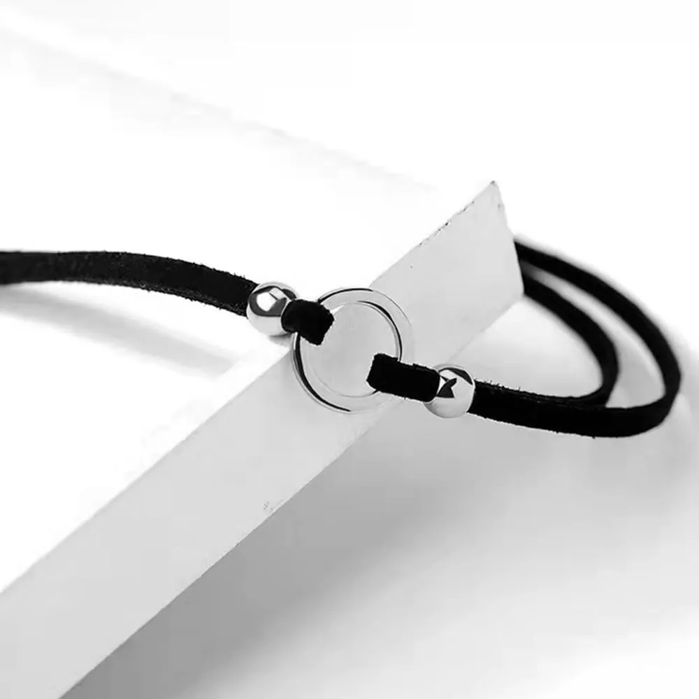 Black Choker Necklaces for Woman Love Heart Choker Necklace Adjustable Velvet Choker Soft Collar Chain Red Heart Necklace Halloween Cosplay Party