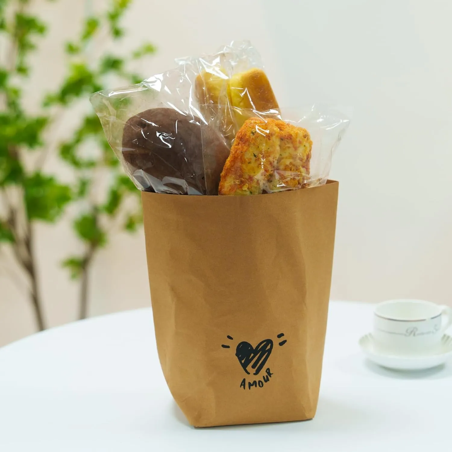 Brandon-super 200 Pack Sealing Cellophane Bags - Clear Cookie Bags Resealable, Self Adhesive for Packaging Gifts, Cookies - Candy Bags, Jewelry Bags, Sample Bags - 8X12 Inch