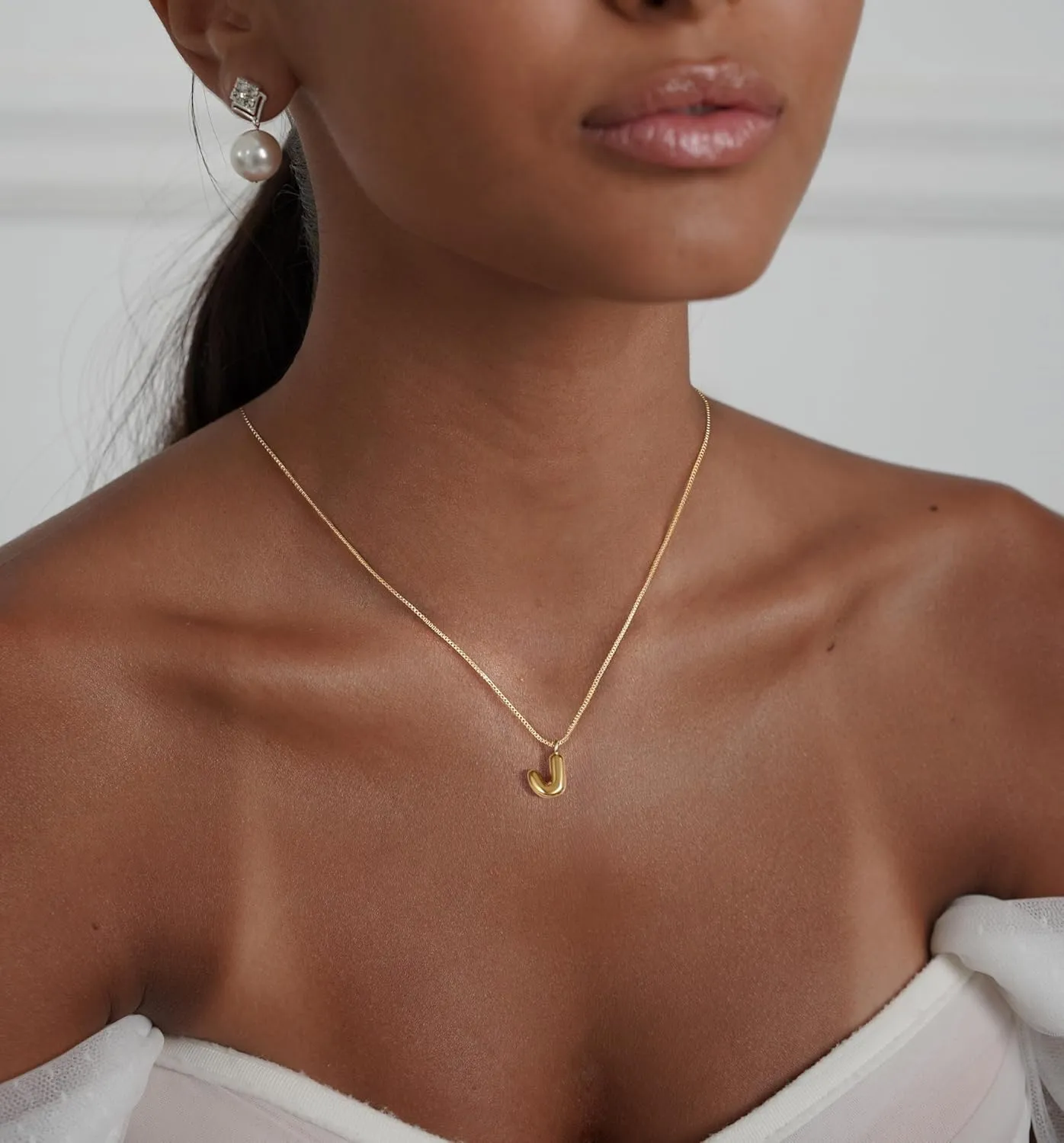 Bubble Letter Necklace Gold,14K Gold Plated Bubble Necklace Dainty Initial Necklaces for Women Simple Gold Charm Necklace Cute Name Necklace Personalized Trendy Jewelry Gifts for Women