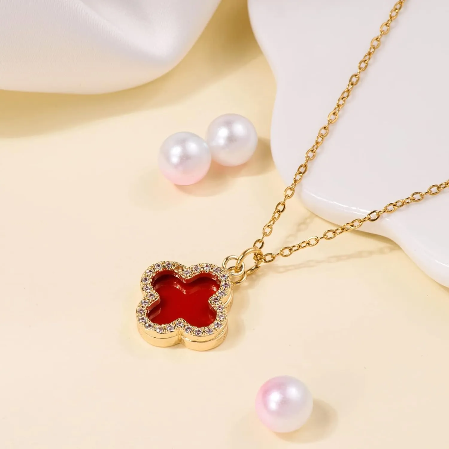 Clover Necklace For Women 14K Gold Plated/Silver Dainty Lucky Clover Pendent Necklace Trendy Four Leaf Clover Necklace Cute Simple Women's Jewelry Gift