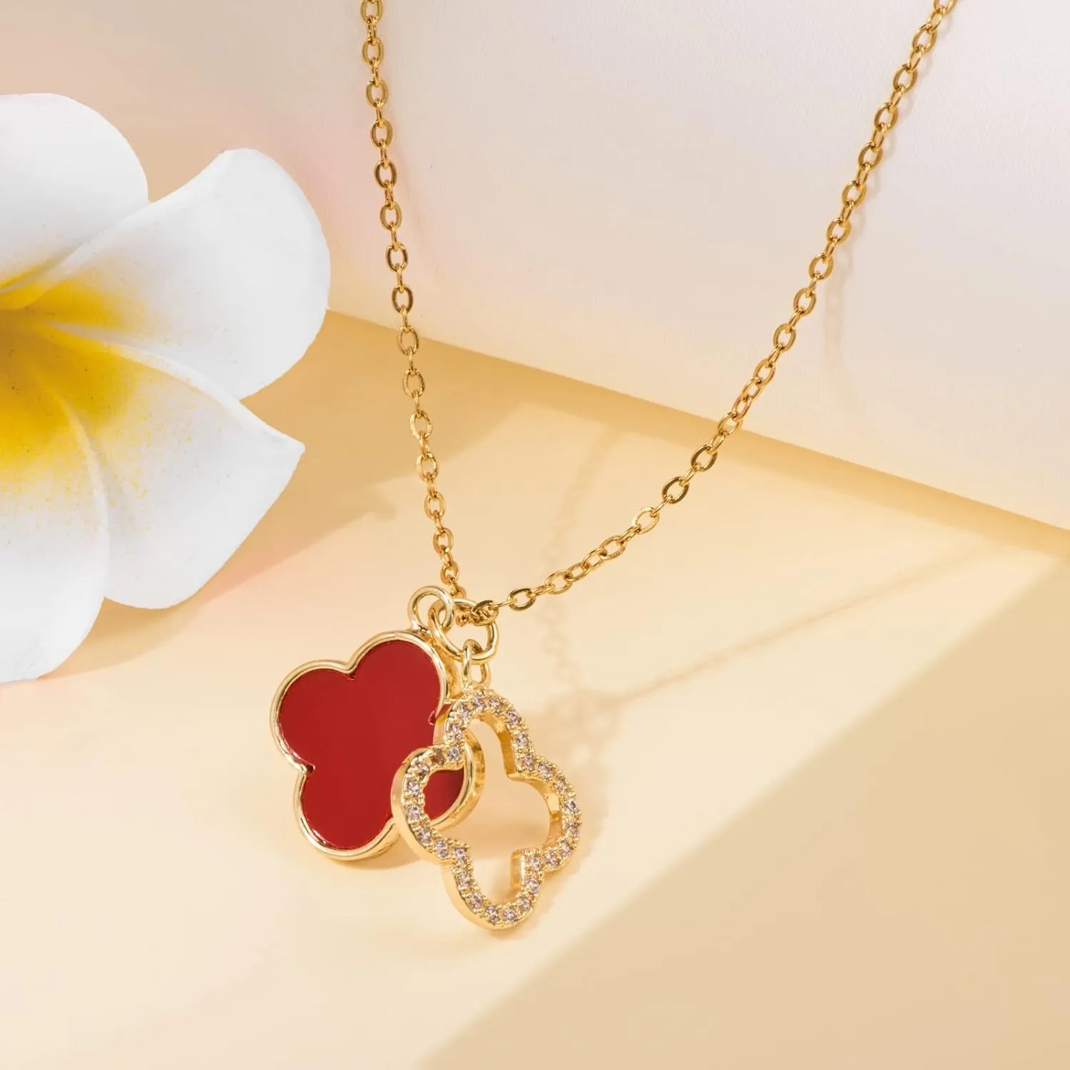 Clover Necklace For Women 14K Gold Plated/Silver Dainty Lucky Clover Pendent Necklace Trendy Four Leaf Clover Necklace Cute Simple Women's Jewelry Gift