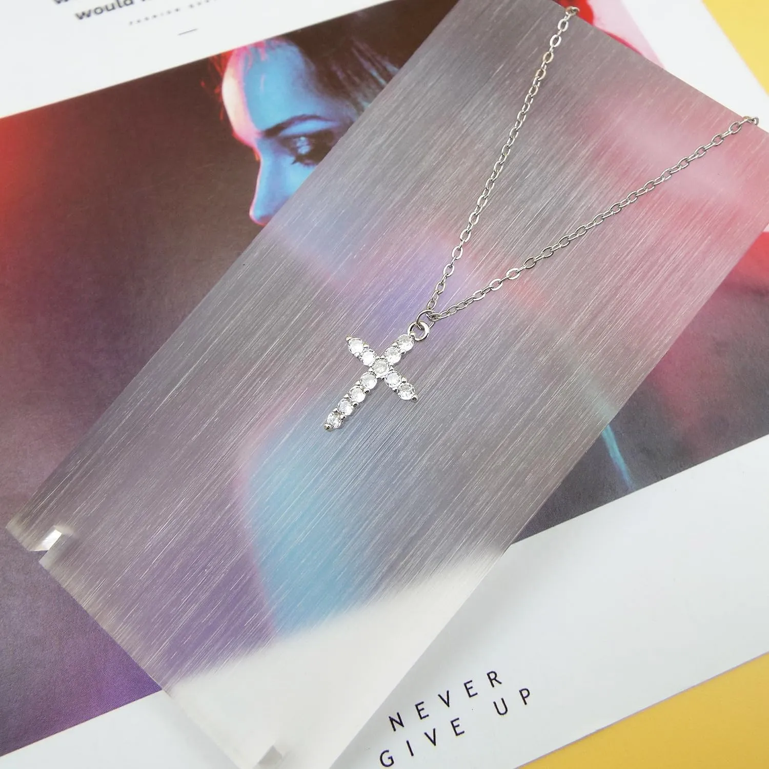 Cross Necklace for Women, 14K Gold Plated/Sterling Silver Chain Necklace Dainty Layered Gold Cross Pendant Necklace Simple Cute Necklaces for Women Gold Jewelry for Women