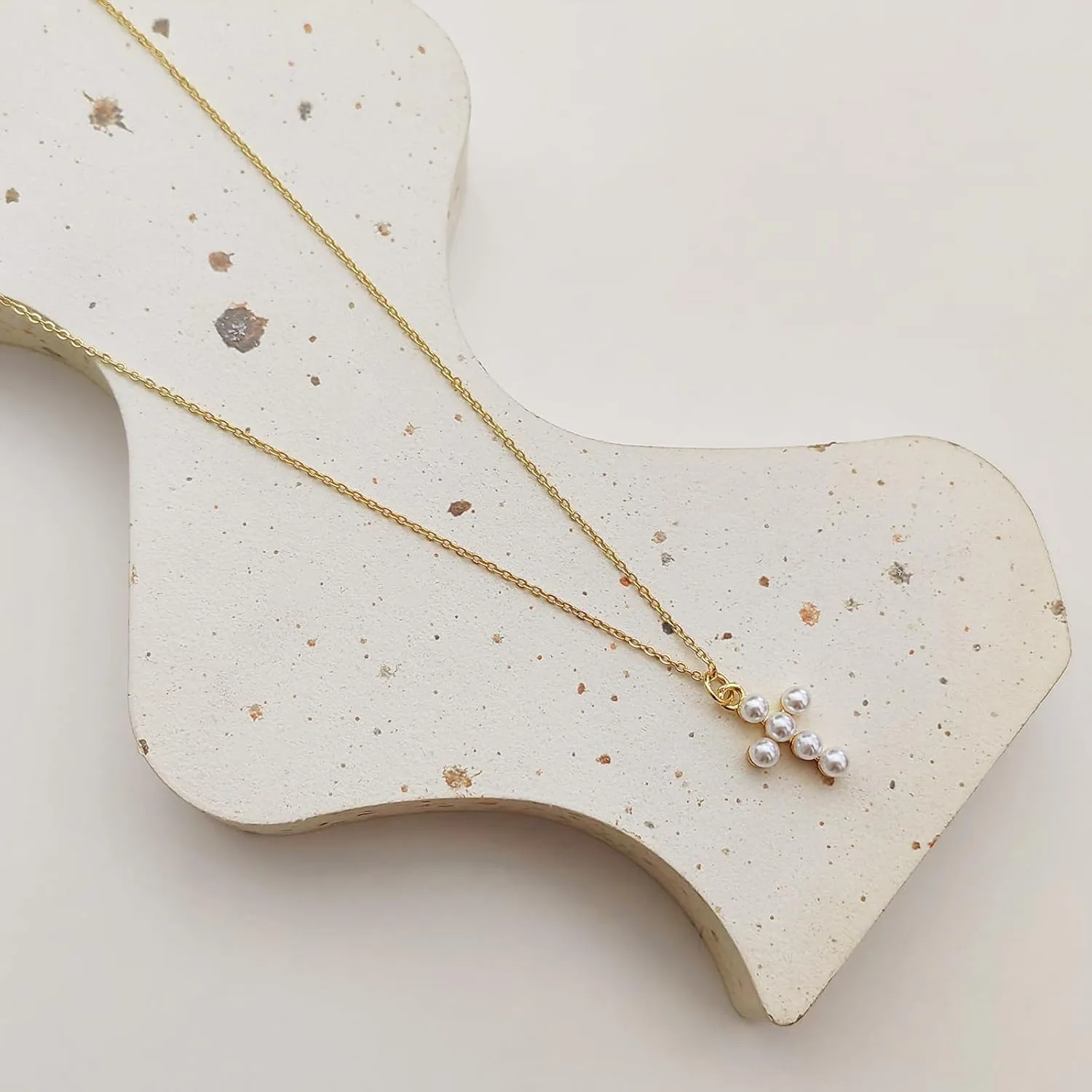 Cross Necklace for Women - 18K Gold Plated Cross Pendant Necklace Dainty Simple Gold Cross Necklace Tiny Gold Cross Necklaces for Women Trendy Gold Jewelry for Women Gift