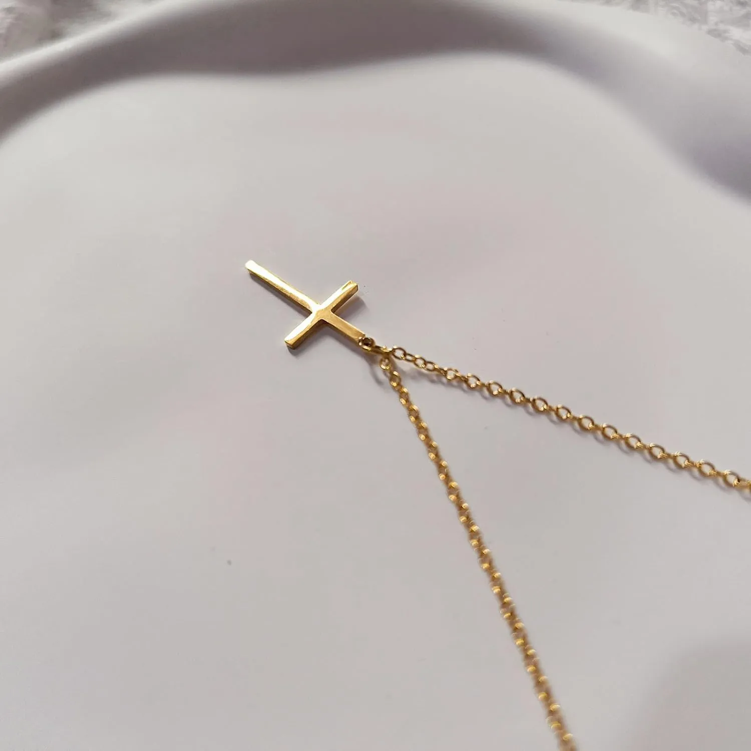 Cross Necklace for Women 18K Gold Plated Dainty Small Cross Choker Necklace Simple Trendy Sideways Cross Charm Necklaces Faith Jewelry Religious Minimalist Gift for Her