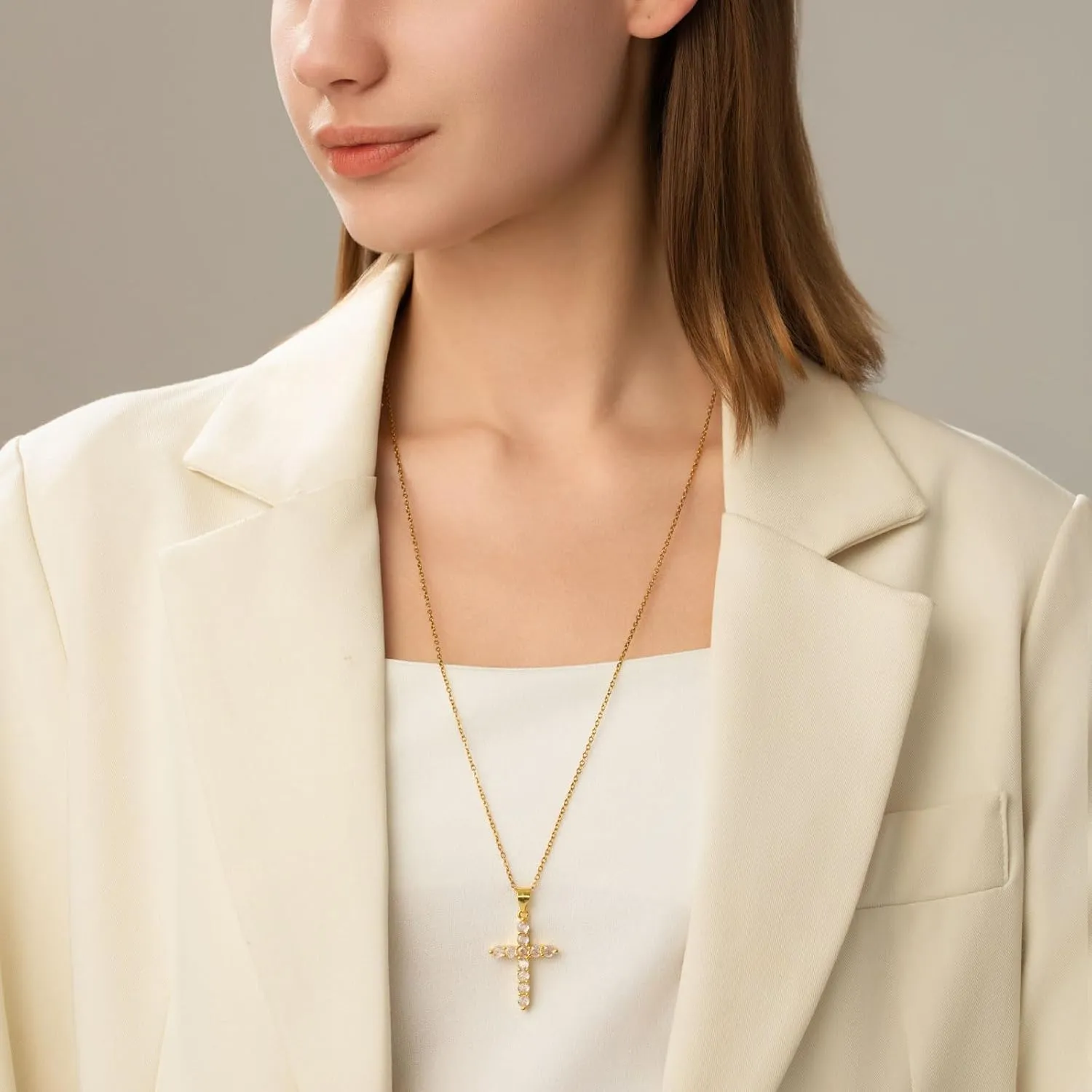 Cross Necklace for Women,Cubic Zirconia Cross Faith Pendant Necklaces Copper Simple Jewelry Gift for Wife Girlfriend Mom(Gold/Silver)