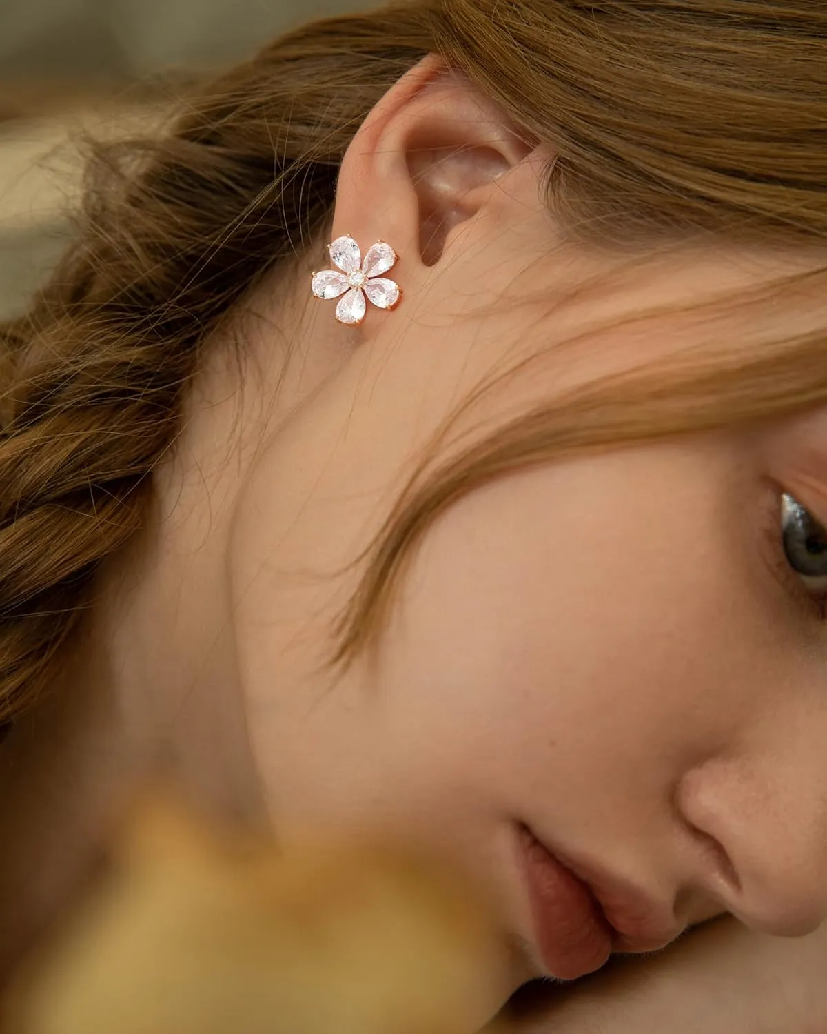 Crystal Flower Stud Earrings for Women Trendy, 18K Gold Plated Hypoallergenic Small Cute Unique Blossom Earrings Jewelry Dainty Gifts