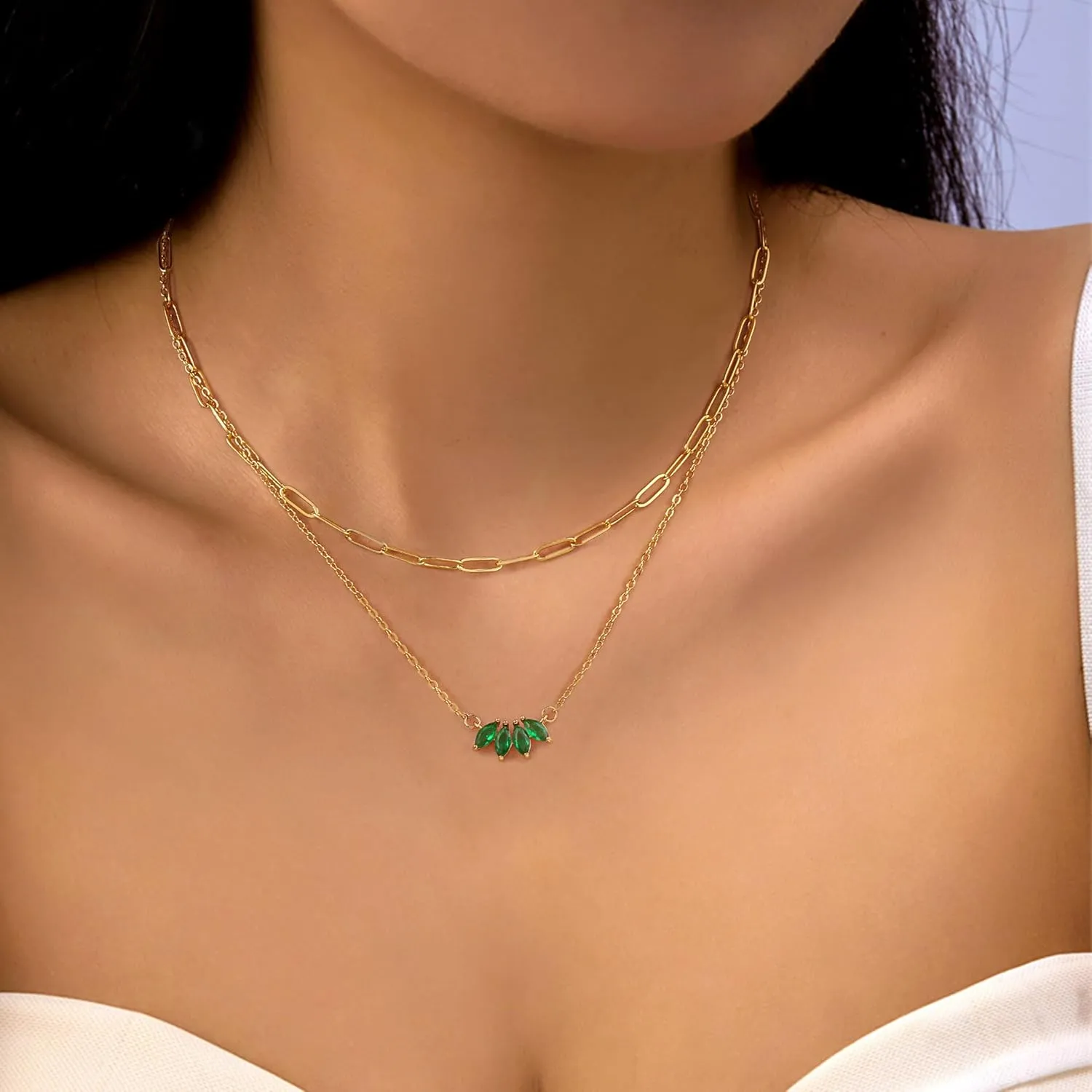 Dainty Gold Plated Necklace for Women, Simple Cute 18K Gold plated Leaf Flower Cubic Zirconia Necklaces for Women Trendy Jewelry Gifts