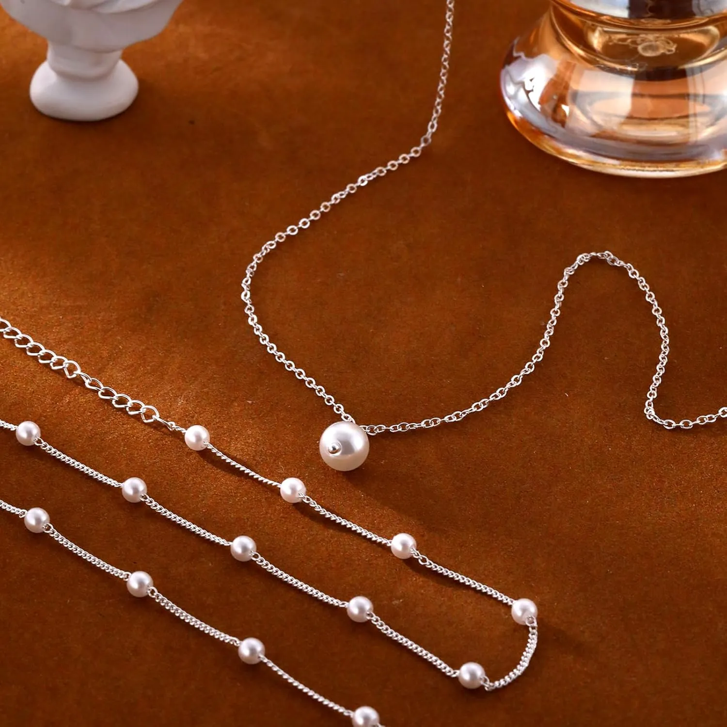 Dainty Pearl Pendant Necklaces for Women 14k Gold/Silver Plated Layered Pearl Chain Necklace Trendy Simple Box Paperclip Chain Pearl Necklace Gold Pearl Necklace Wedding Beach Gold Jewelry Gift for Women