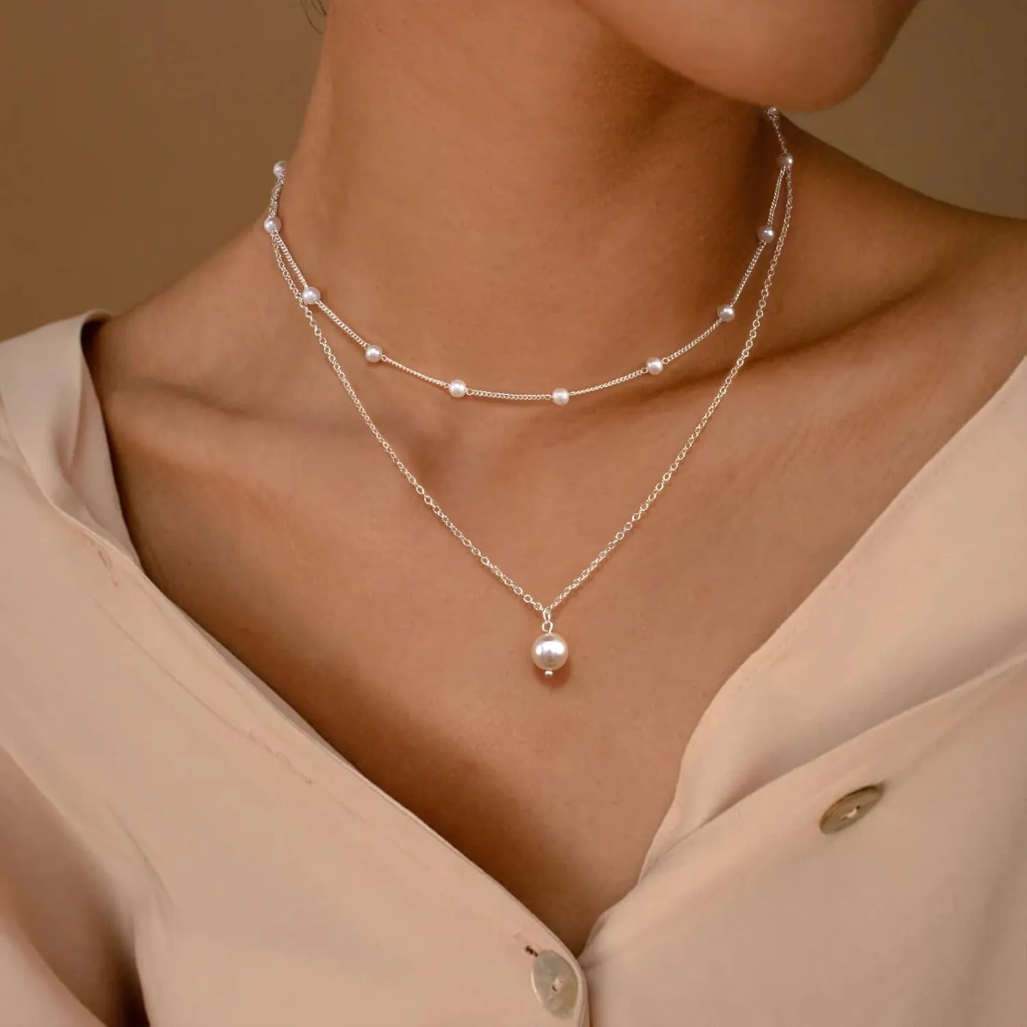 Dainty Pearl Pendant Necklaces for Women 14k Gold/Silver Plated Layered Pearl Chain Necklace Trendy Simple Box Paperclip Chain Pearl Necklace Gold Pearl Necklace Wedding Beach Gold Jewelry Gift for Women