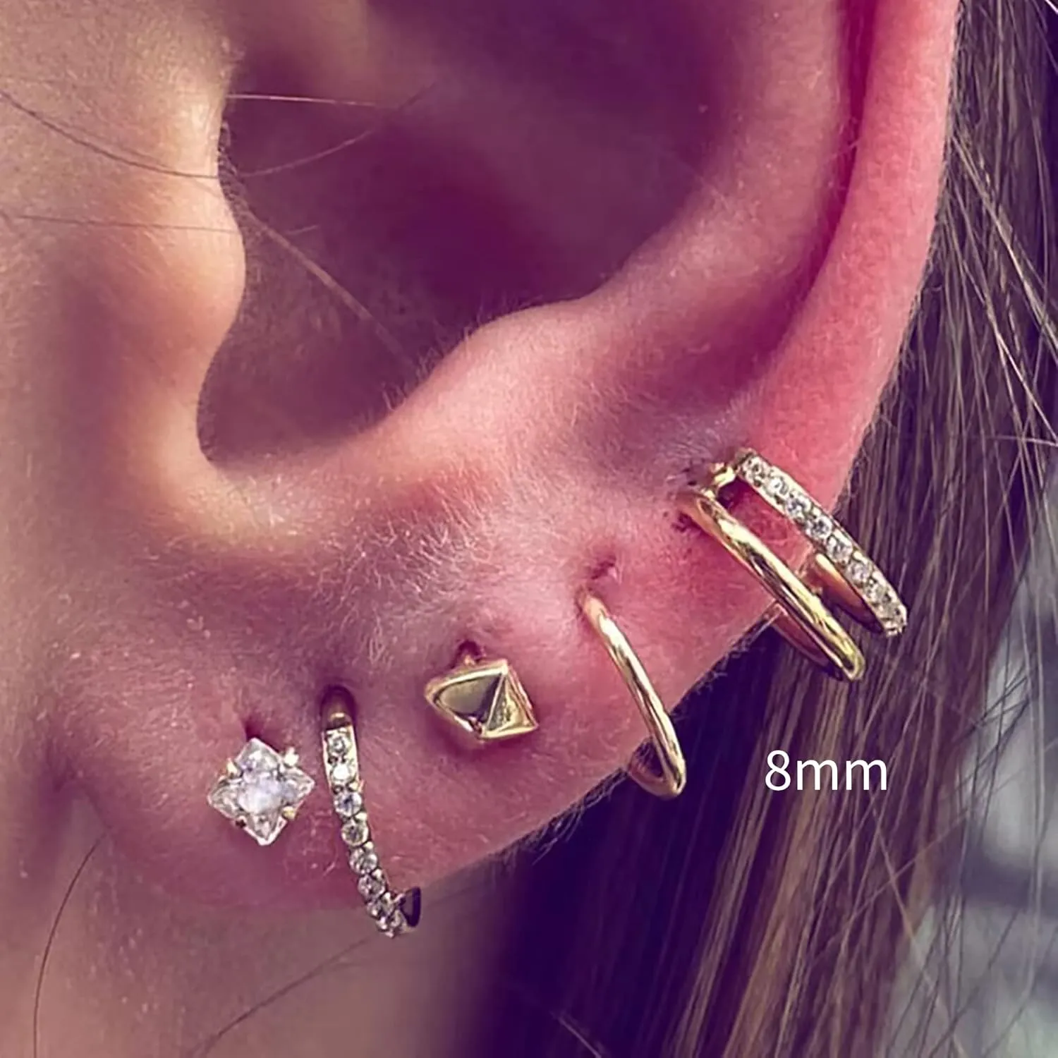 FINE4U Cartilage Earring Hoop for Conch Helix 16G 8mm 10mm 12mm, ASTM F136 Titanium Piercing jewelry for Women & Men, Body Implant Grade Nose Rings, Hypoallergenic Hinged Clicker
