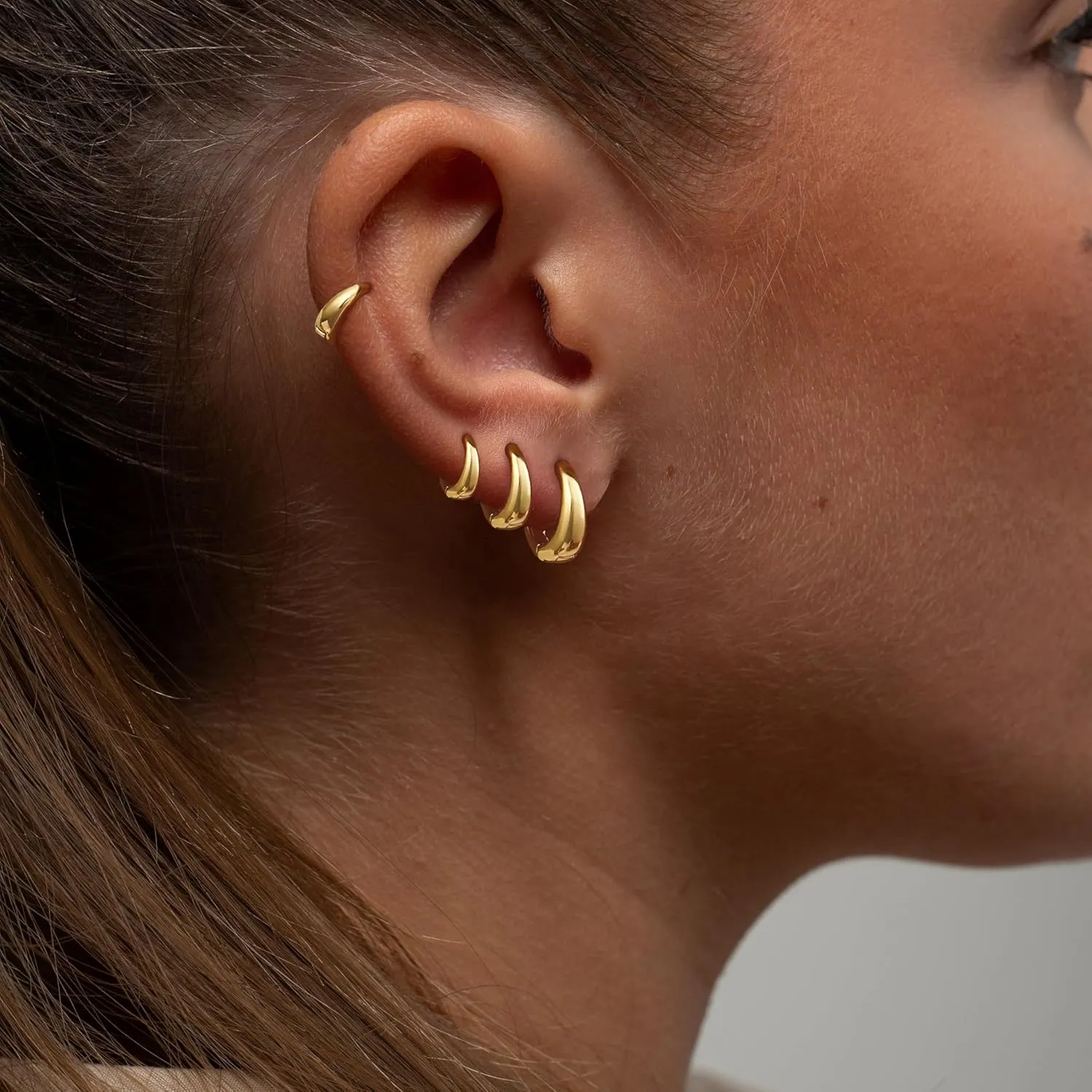 Foxgirl 4 Pairs Chunky Small Huggie Hoop Earrings for Women - Dainty 14K Gold/Sterling Silver Plated Hypoallergenic Lightweight Stack Earring Sets for Multiple Piercing Trendy Jewelry