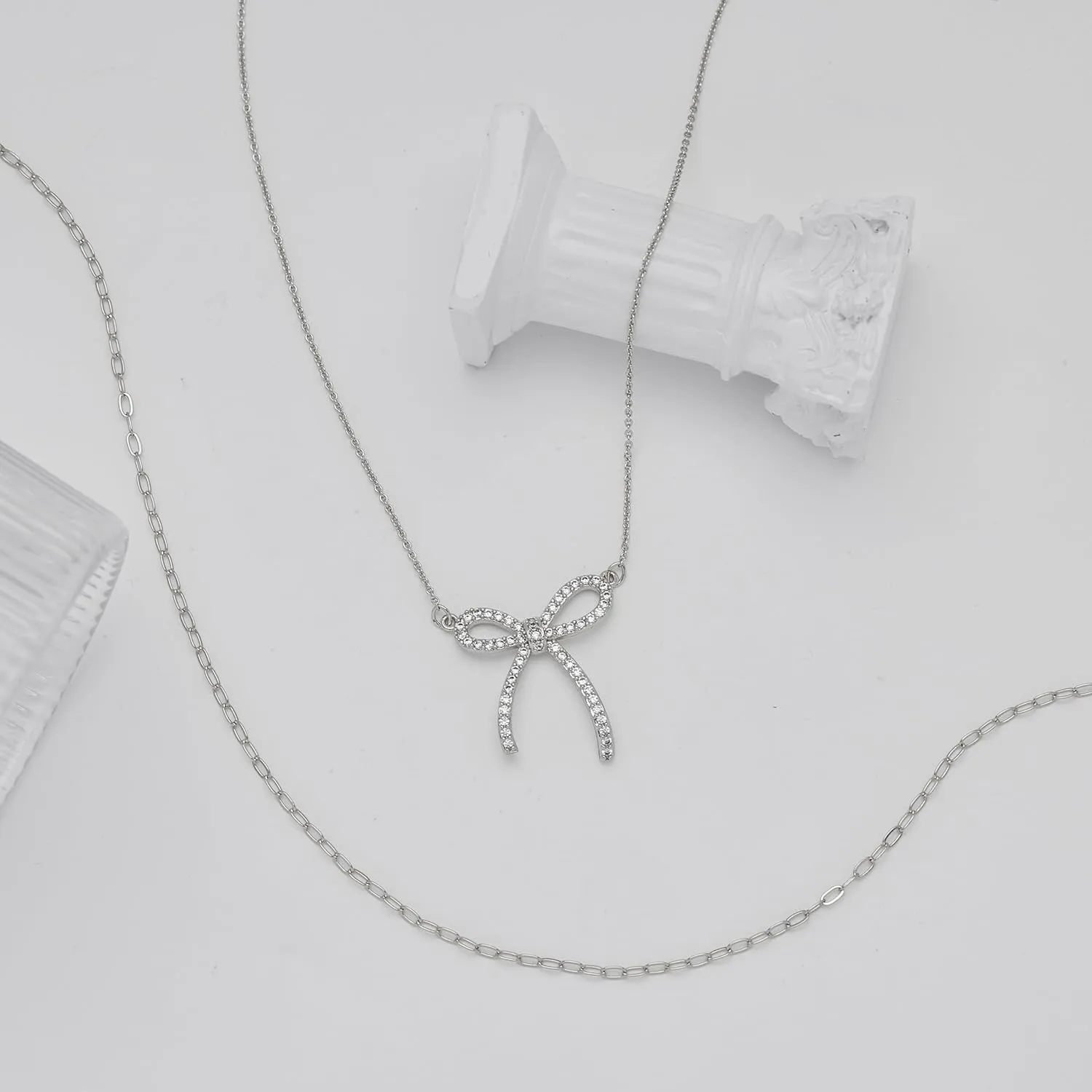 Gold Layered Necklaces for Women Chunky 14K Gold Silver Plated Stack Diamond Bow Statement Pendant Necklace Cute Trendy Dainty Small Tiny Bow Simple Choker Chain Jewelry Set for Women Gift