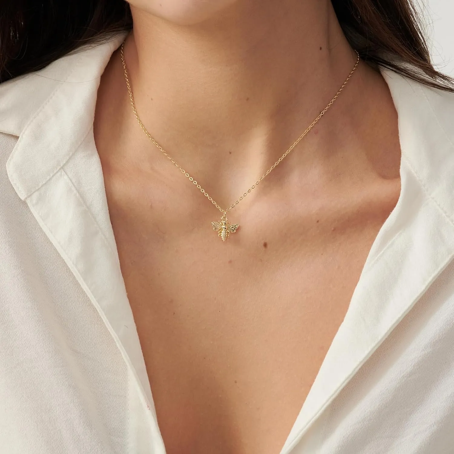 Gold Necklace for Women- Bee Necklace Simple Hummingbird Necklace Infinity Pendant Necklace Jewelry for Girls