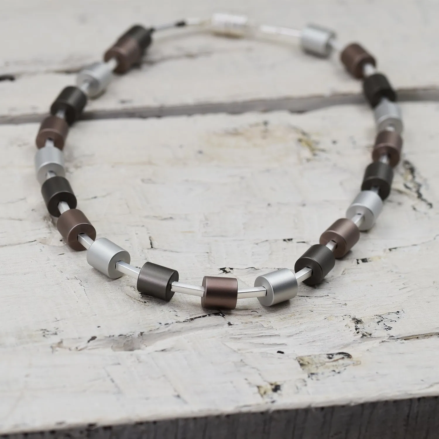 High quality cylindrical necklace with tube spacers