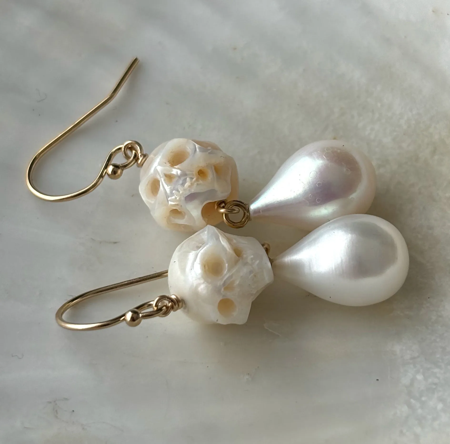 IMPERMANENCE PEARL EARRINGS