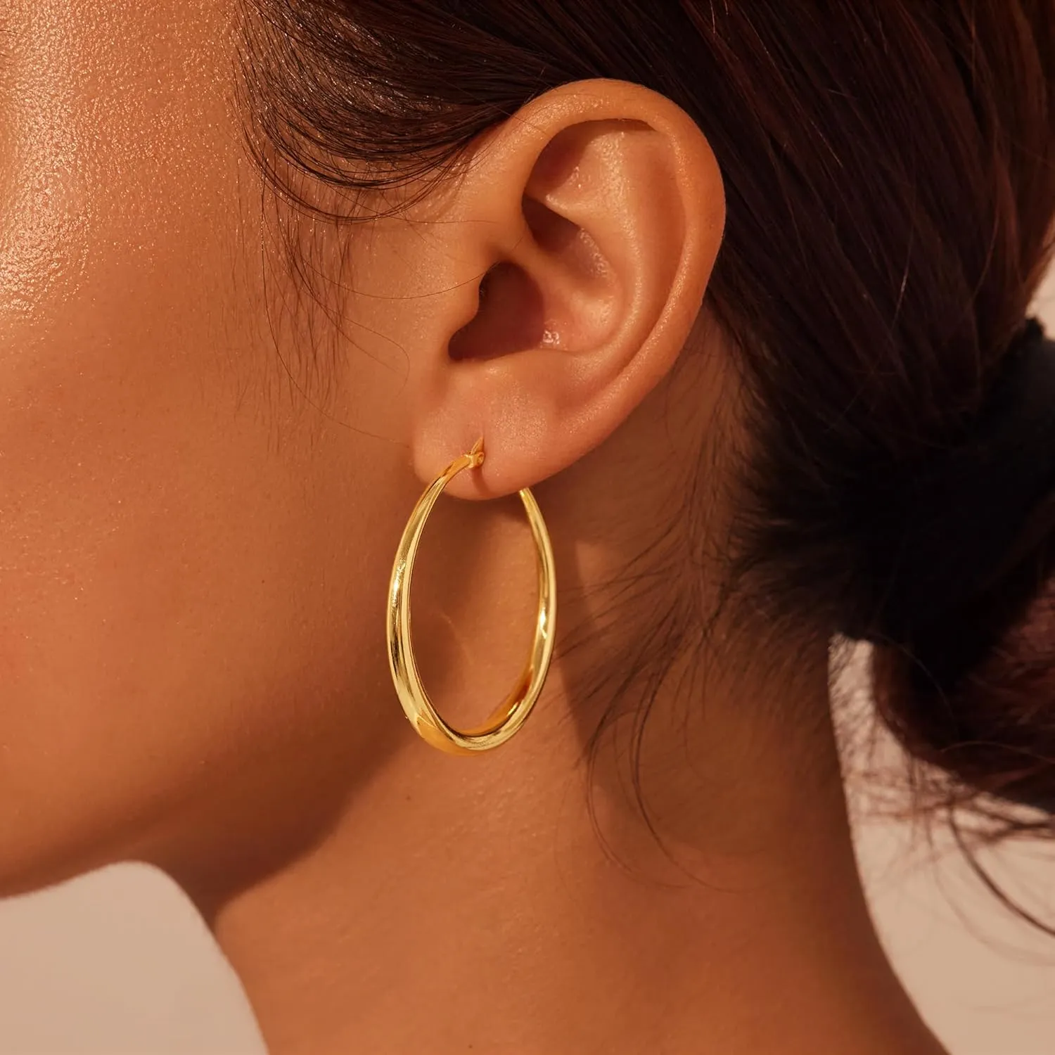 Lightweight Large Gold Hoop Earrings for Women Trendy Dainty 14K Real Gold Plated Big Earrings for Women Thick Gold Hoops for Jewelry Gifts 30mm/40mm/50mm