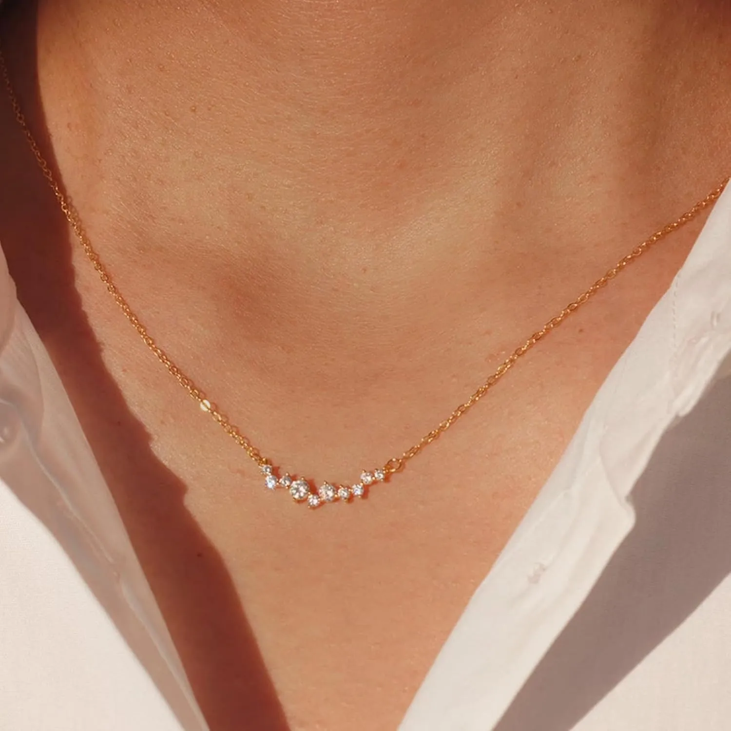 MIDEEO CZ Diamond Necklace for Women Dainty Layered Cubic Zirconia Solitaire Pendant Necklace Gold Plated Waterdrop Shape Square Emerald Green CZ Simulated Diamond Bridesmaid Necklace