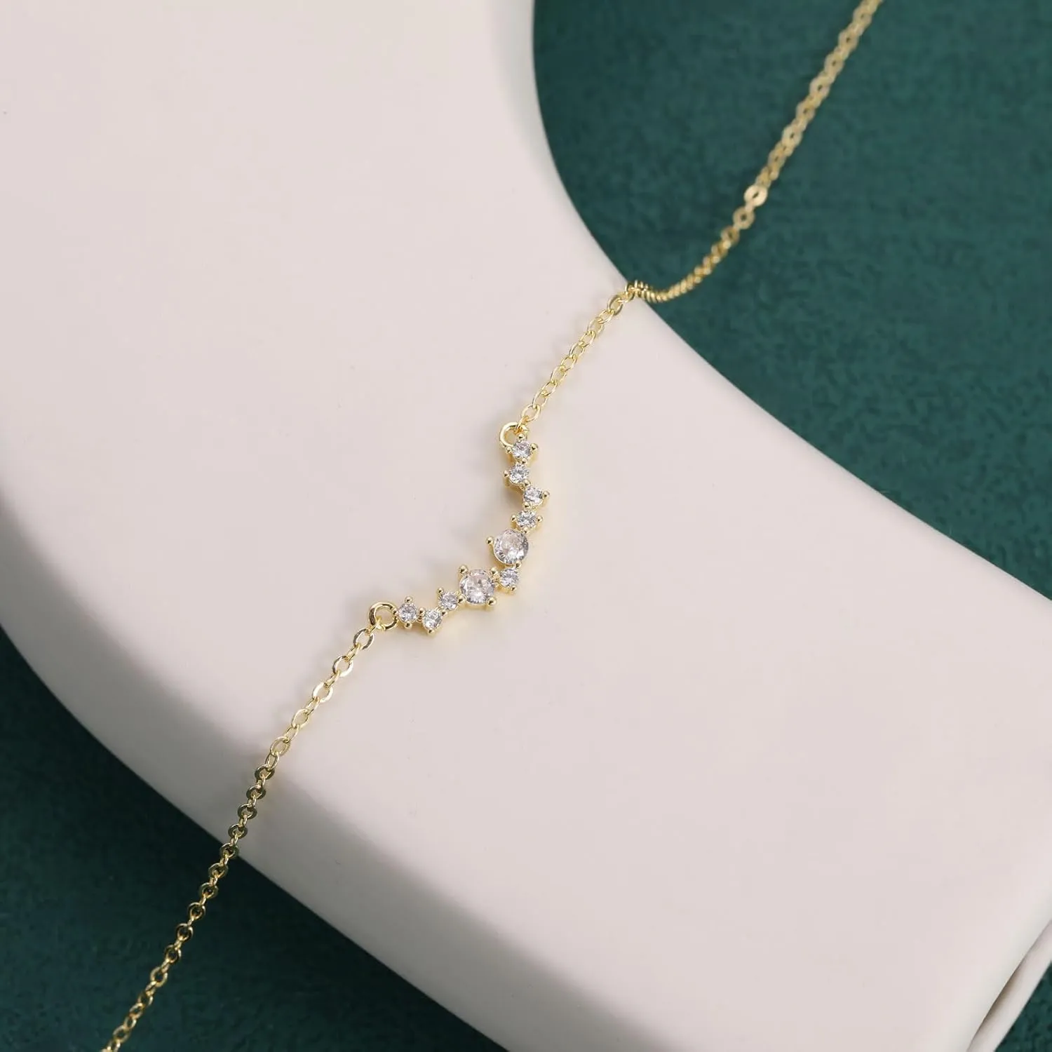 MIDEEO CZ Diamond Necklace for Women Dainty Layered Cubic Zirconia Solitaire Pendant Necklace Gold Plated Waterdrop Shape Square Emerald Green CZ Simulated Diamond Bridesmaid Necklace