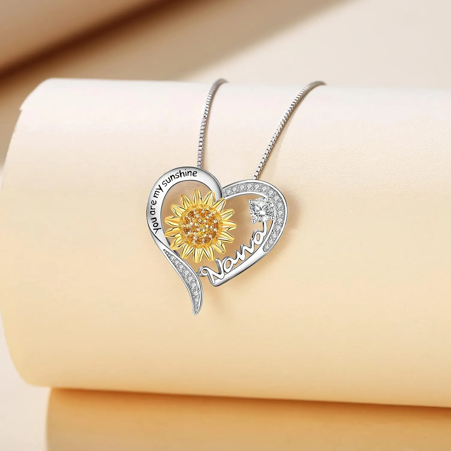 Mom Daughter Sister Nana Necklace S925 Sterling Silver Sunflower You are My Sunshine Love Heart Infinity Pendant Necklaces Bracelet Jewelry Suit Birthday Gifts for Women