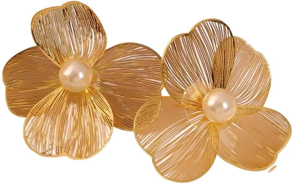 New 2026 Unisex Stainles Stell Large Metal Flower Petal Imitation Pearl Stud Earring For Women Simple Gift Fashion Jewelry Accessory Christmas Trendy Accessories Creative For Women And Men