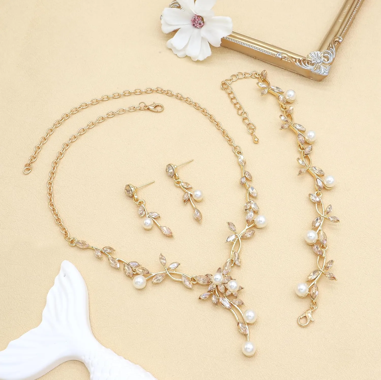 Oriamour Rhinestone Wedding Jewelry Sets for Bridal Women Crystal Necklace Bracelet Earrings Set Prom Jewelry Set for Brides