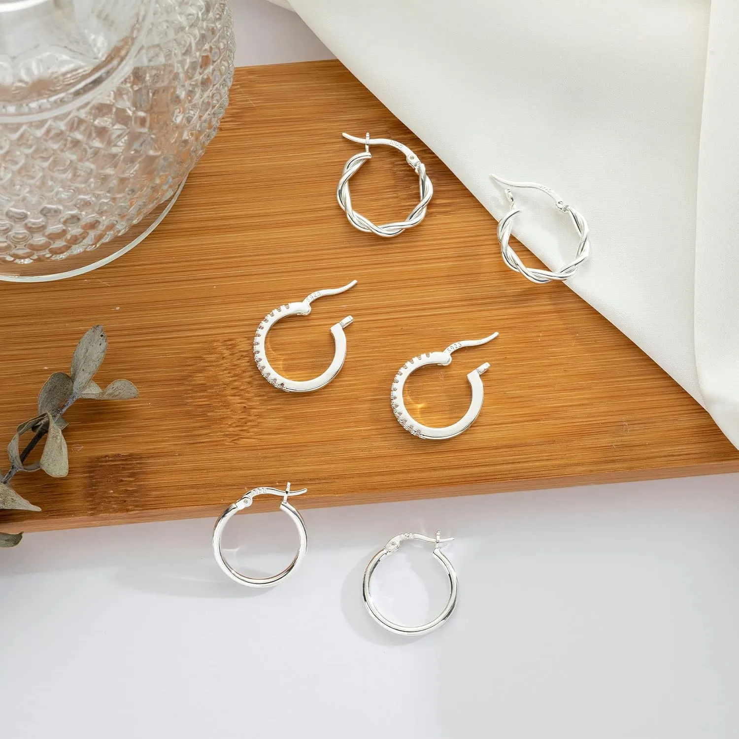 PABBEU Gold Hoop Earrings for Women Sterling Silver Post Small Gold Hoop Earrings 14k Real Gold Tiny Hypoallergenic Small Hoop Earrings Set for Women Men 13/15 /20mm