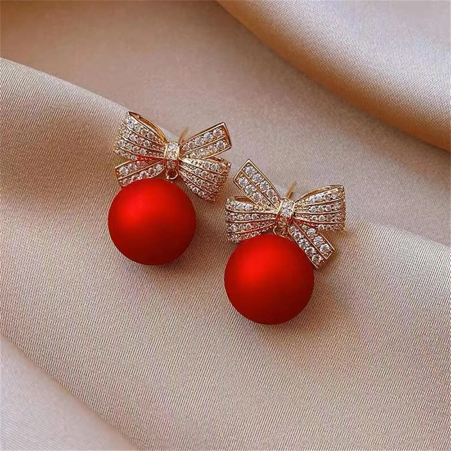 Pearl Bow Dangle Earrings Sterling Silver Post Adorable Charm Bowknot Faux White Pearl Beaded Chandelier Tassel Earrings for Women Wedding Birthday Valentine's Day Fashion Jewelry Gifts
