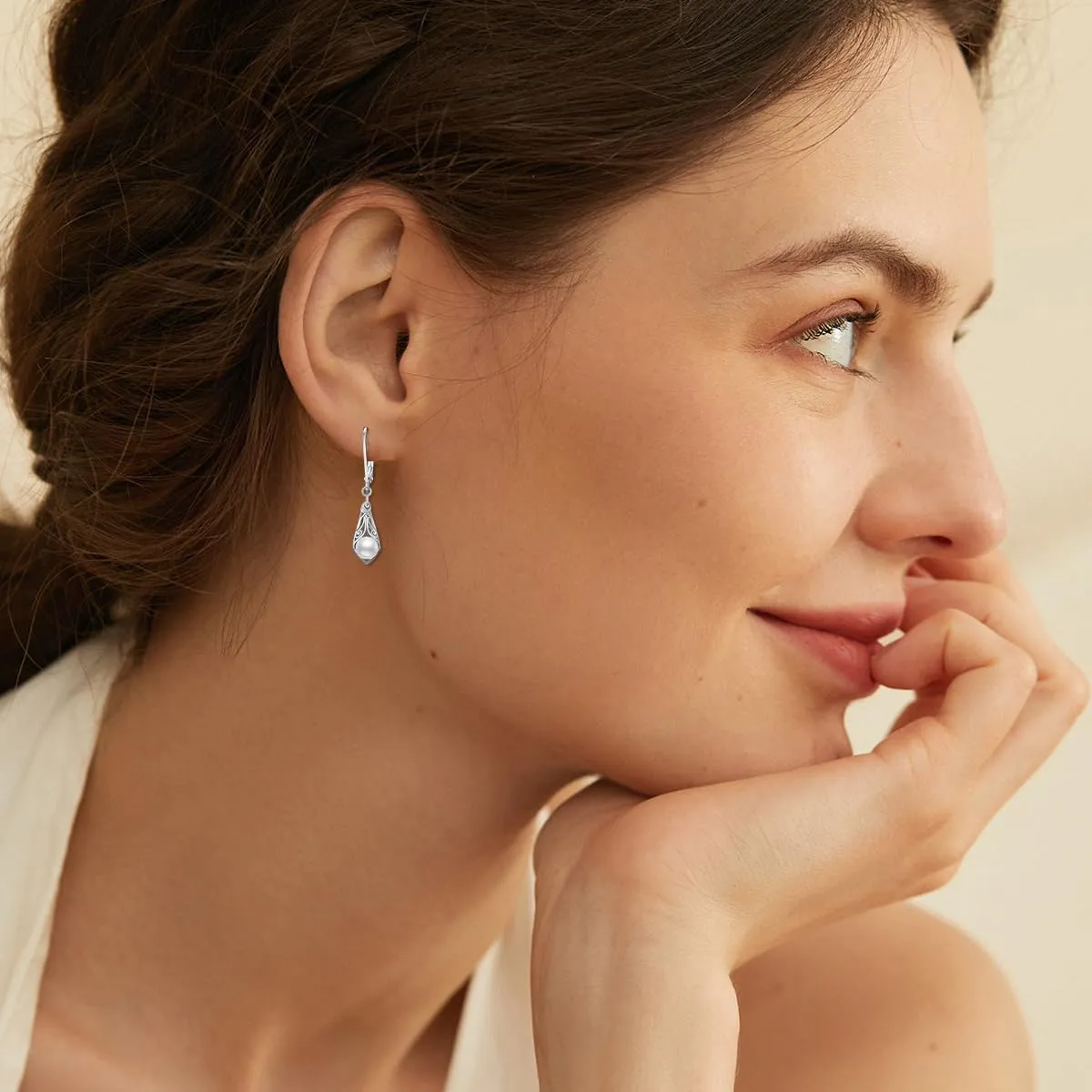 Pearl Earrings for Women 925 Sterling Silver Irish Celtic Knot Drop Dangle Earrings Leverback Jewelry Gifts (silver)
