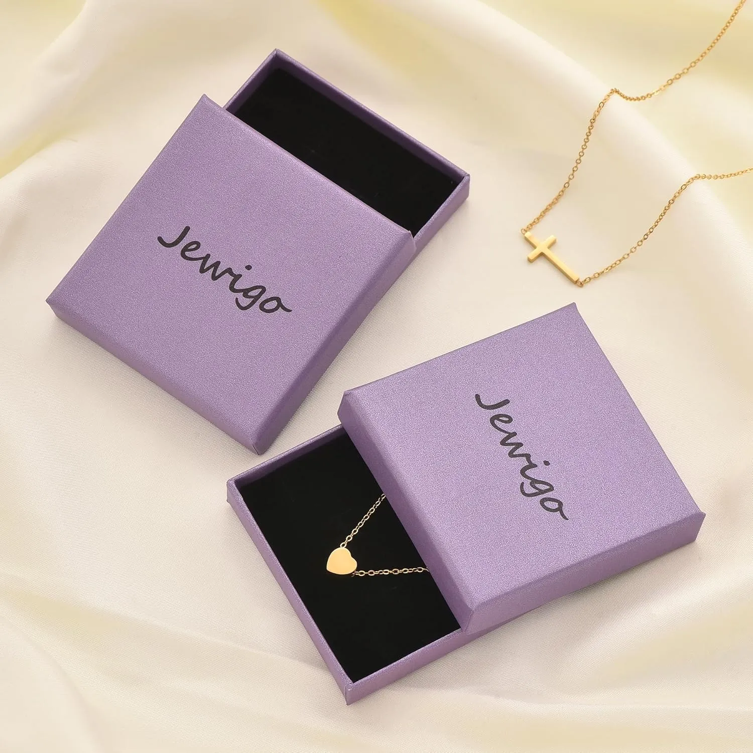Pearl Necklaces for Women 18K Gold Plated Pearl Choker Necklace Dainty Pearl Pendant Necklace Simple Small Pearl Bridesmaid Wedding Jewelry Gift