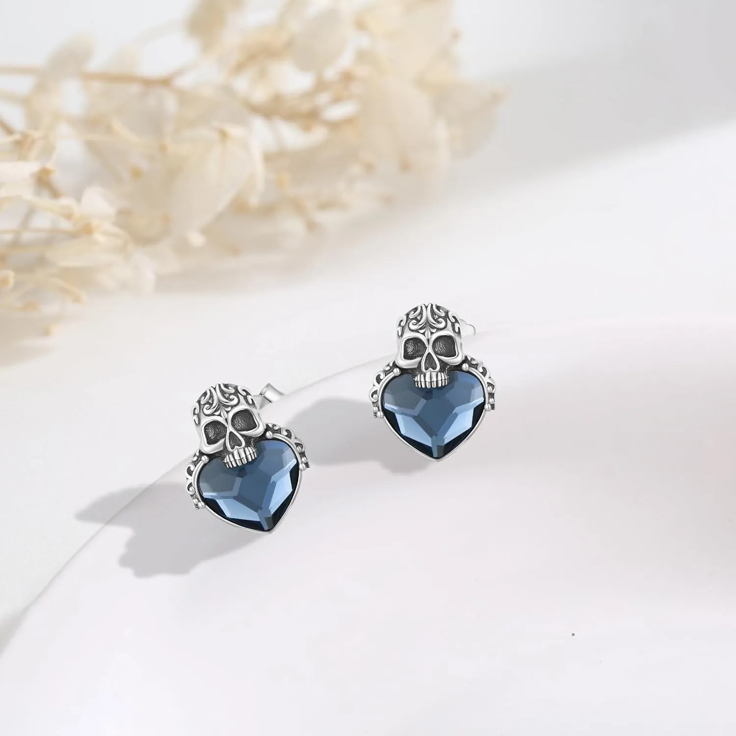 Skull Earrings for Women Men 925 Sterling Silver Skull Stud Earrings Gothic Earrings Halloween Jewelry Gifts for Women Men