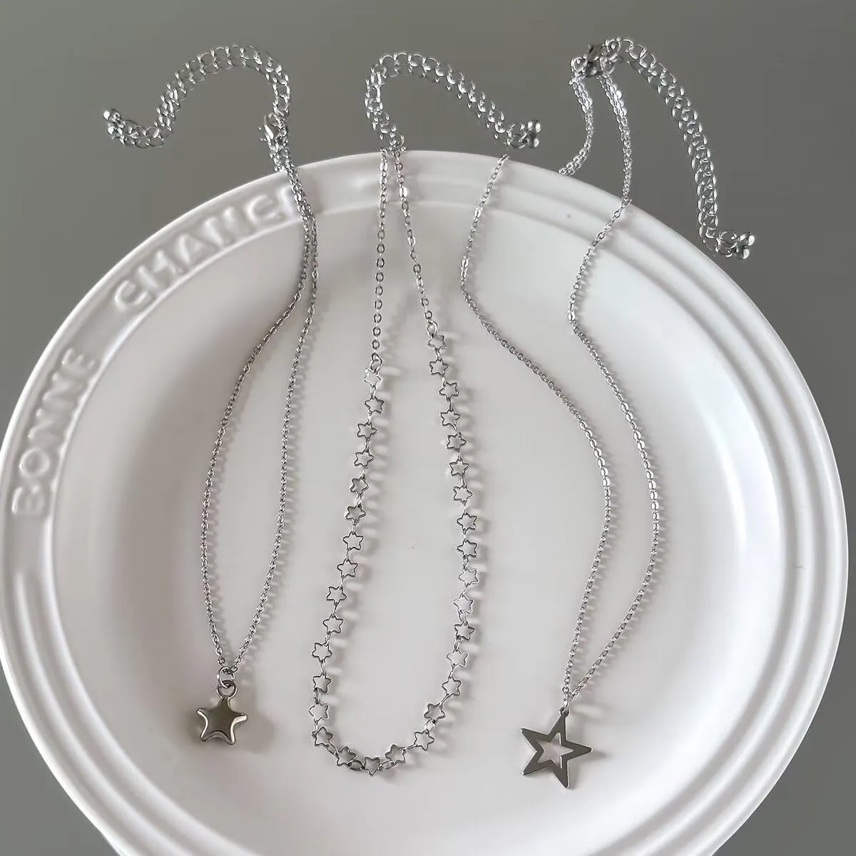 Todu 2-3 Pcs Y2k Necklace Layered Star Pendant Necklace Set Fashion Hollow Five-Pointed Star Choker Necklace Simple For Women Jewelry Gift