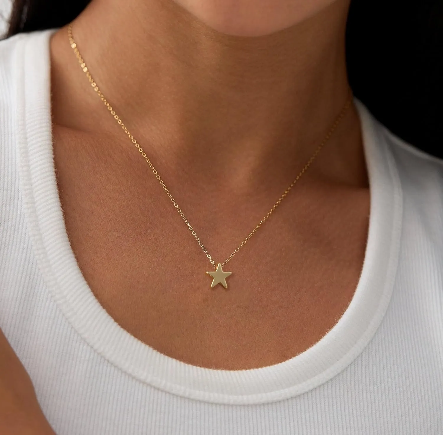 Valloey Rover Gold Necklace for Women 14K Gold Plated Circle Cubic Zirconia Pendant Necklace Dainty Twist Rope Chain Necklace Simple Jewelry Gift for Women