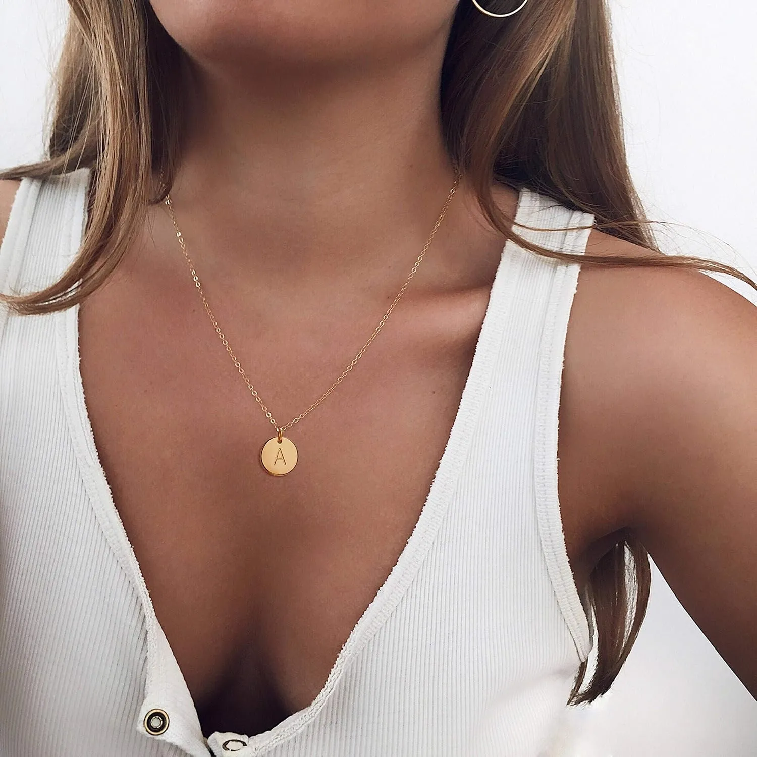 Valloey Rover Initial Necklaces for Women 14K Gold Plated Dainty Letter Necklce Round Coin Disc Pendant Double Side Engraved A-Z Necklace Personalized Jewelry Gift for Women
