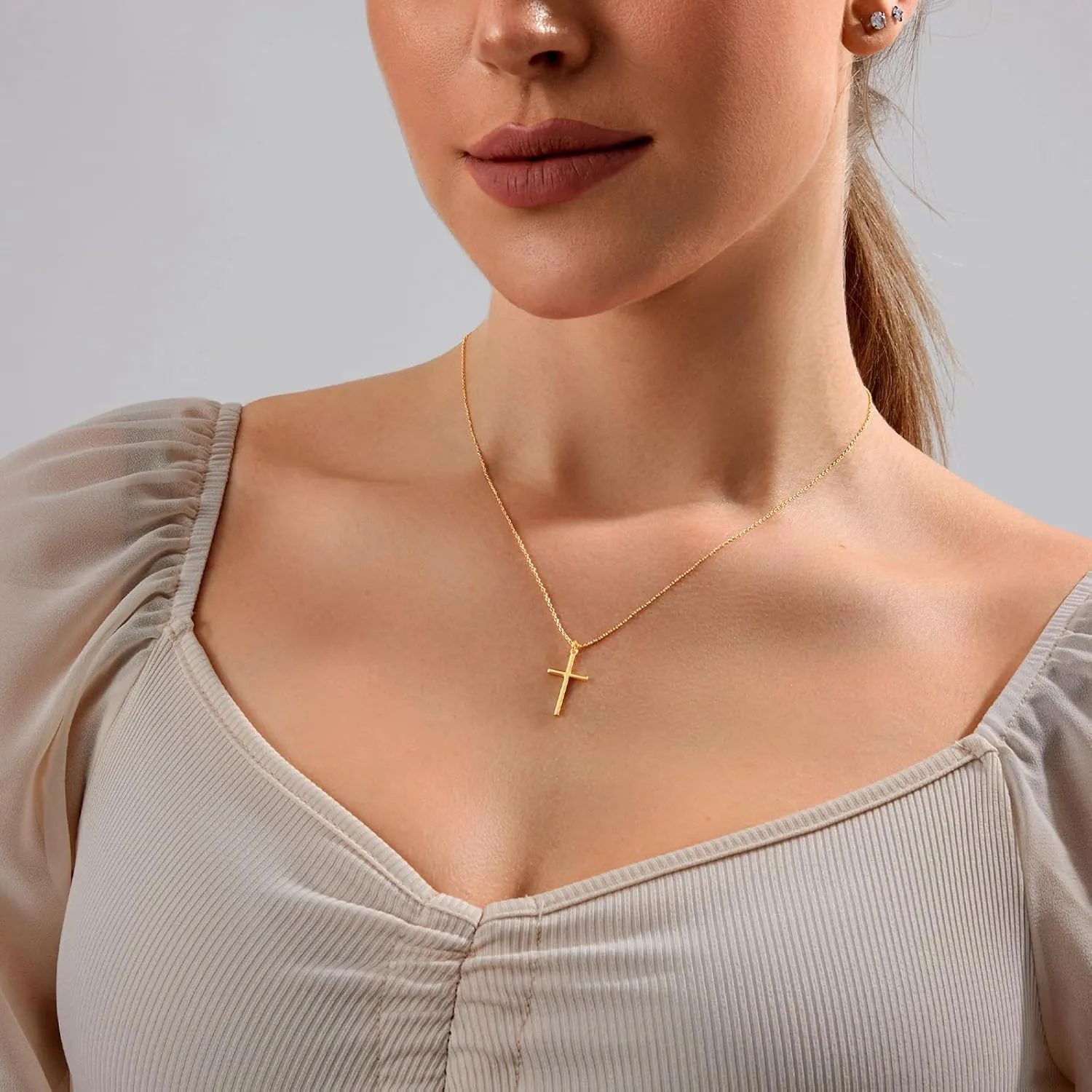Zeffy Cross Necklace for Women, 18k Gold/Silver Plated Tiny Cross Pendant Necklace Simple Layered Cross Necklaces Gold Jewelry for Women