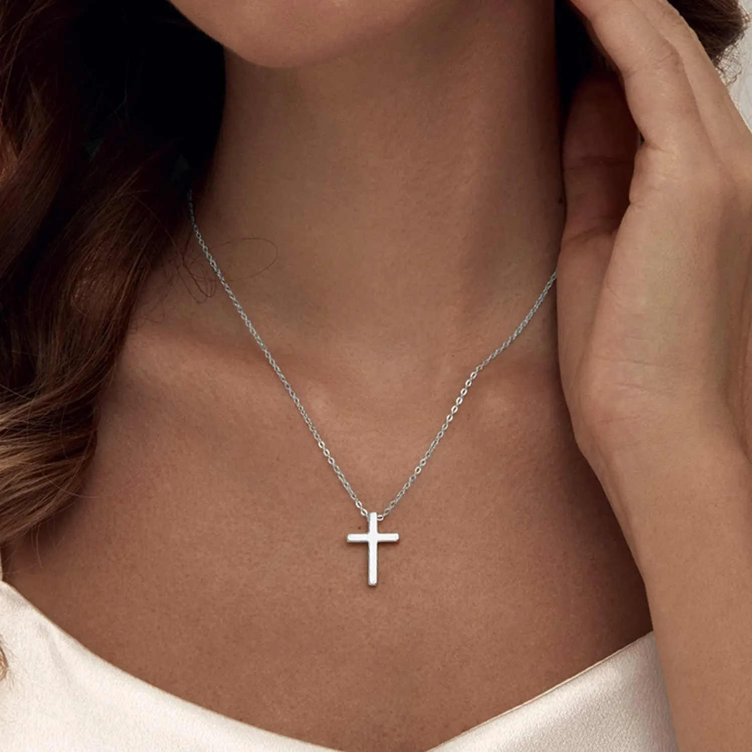 Zeffy Cross Necklace for Women, 18k Gold/Silver Plated Tiny Cross Pendant Necklace Simple Layered Cross Necklaces Gold Jewelry for Women