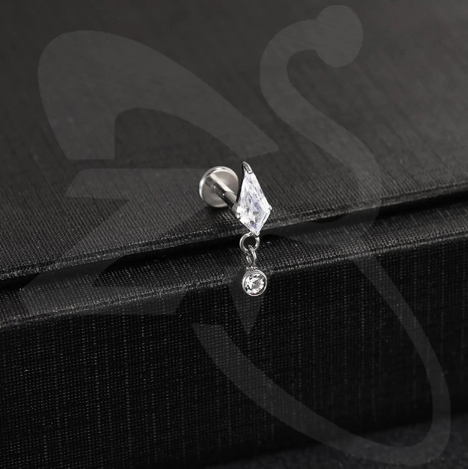 ZS ASTM F136 Titanium 16G 8mm Piercing Jewelry for Lip, Labret, Conch, Tragus, Helix, Earlobe - Hypoallergenic Internally Threaded Flat Back Cartilage Stud Earring